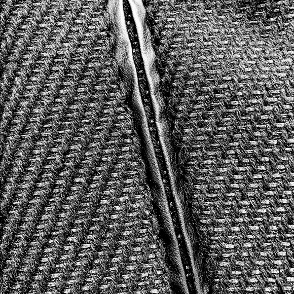 Lady Dutch Outerwear - Picture 7 of 8